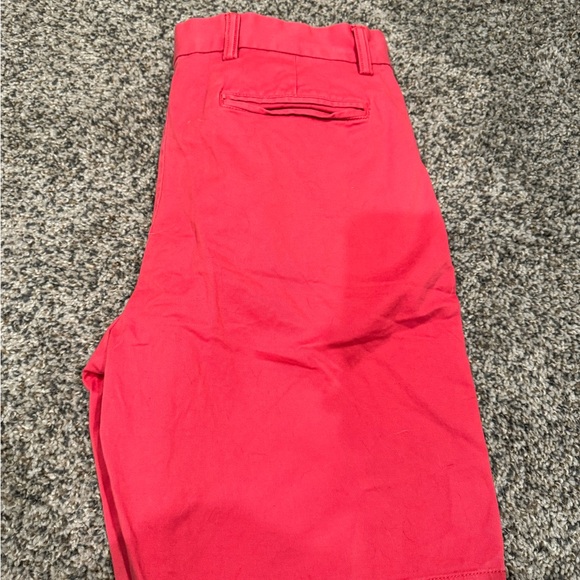 Mens Old Navy Ultimate slim shorts 33 - Picture 3 of 3